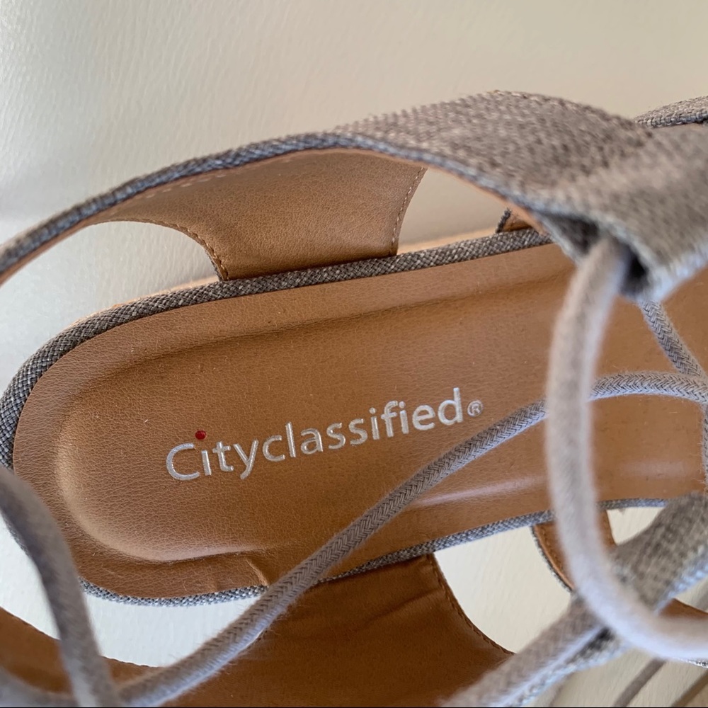 CityClassified Pitaya Wedge - Picture 4 of 6